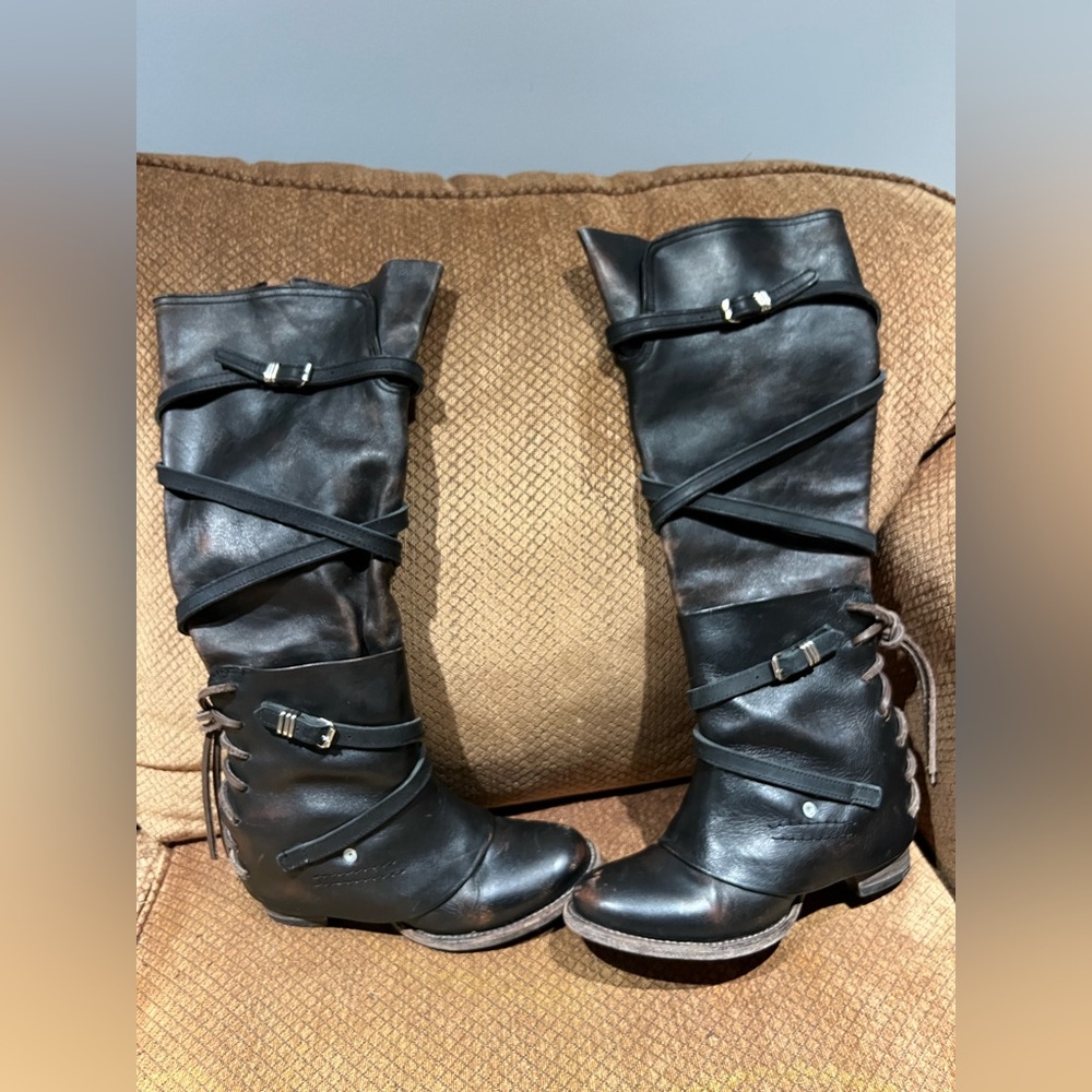Freebird Cassius boots size 7